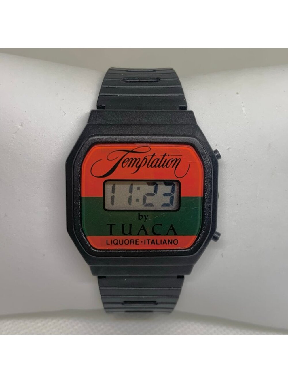 Vintage digital lcd quartz watch black tone 35mm green red face adjustable runs